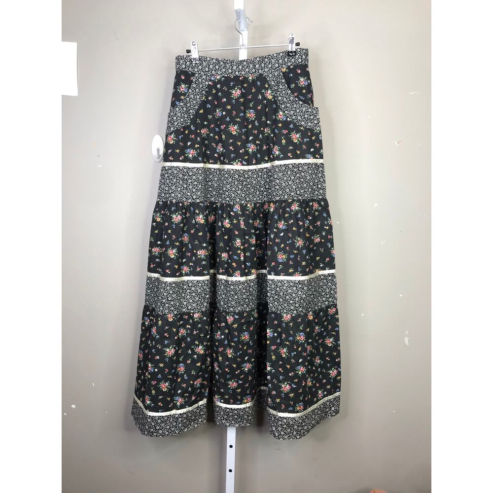 Unbranded floral calico tiered highwaist Gunne Sax Style maxi skirt